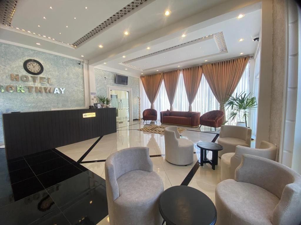 Hotel Northway Vavuniya Екстериор снимка