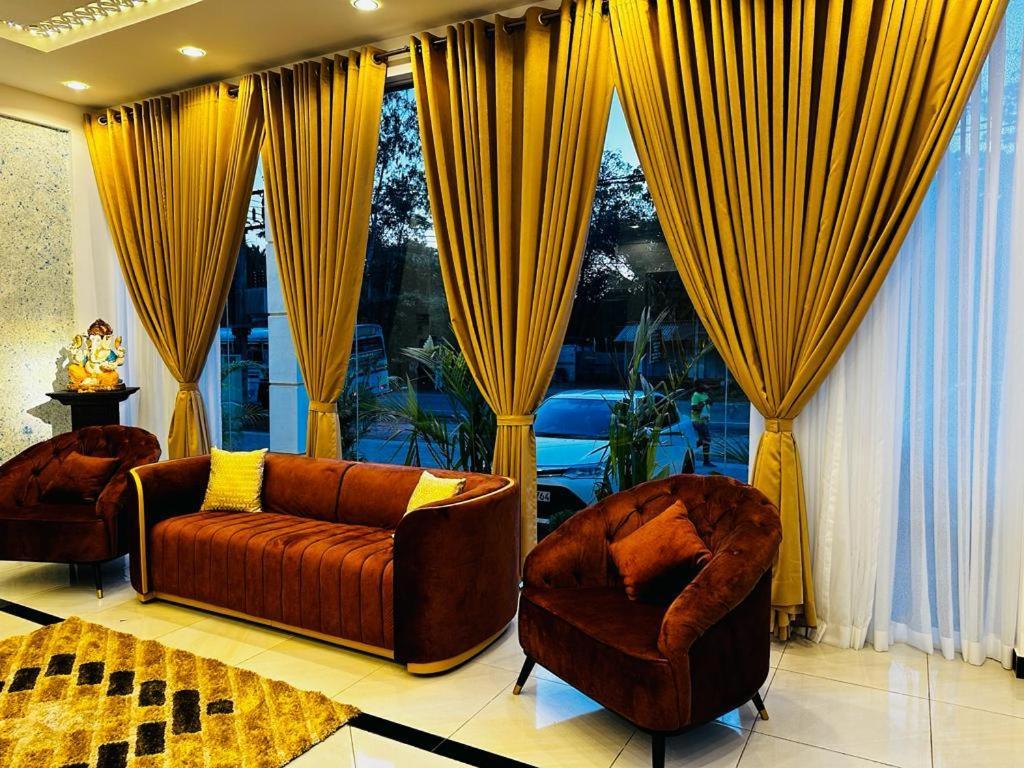 Hotel Northway Vavuniya Екстериор снимка