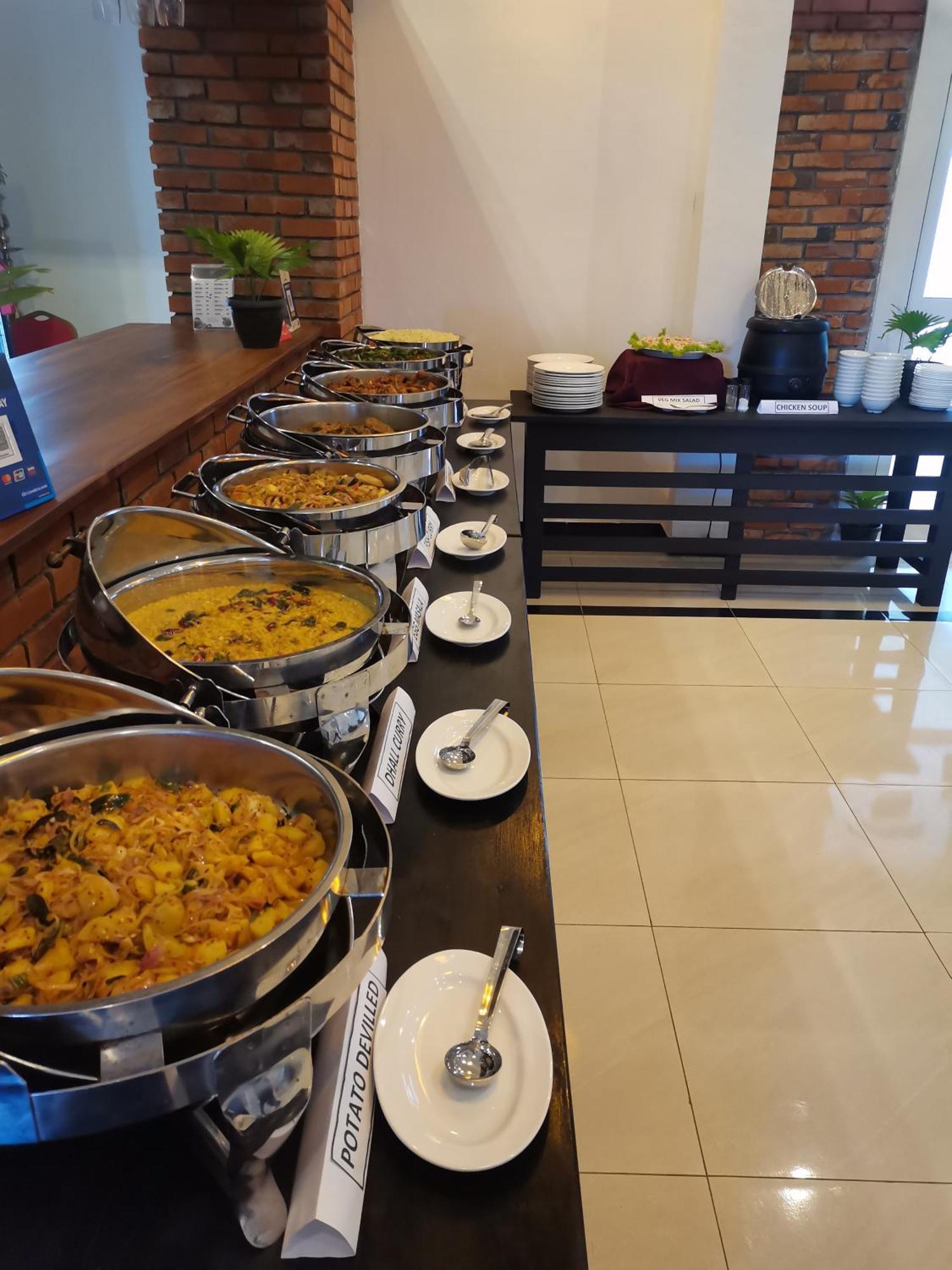 Hotel Northway Vavuniya Екстериор снимка