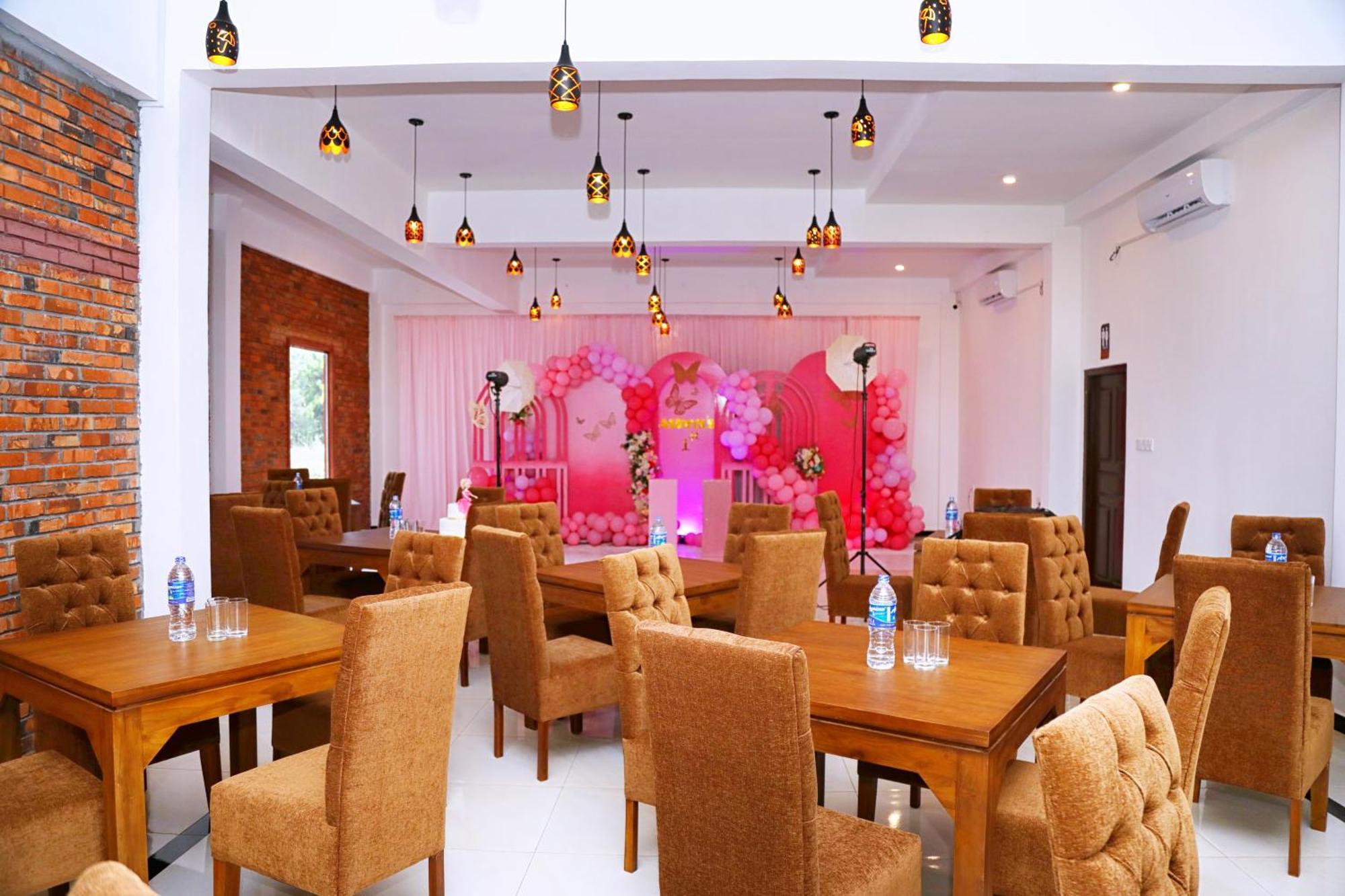 Hotel Northway Vavuniya Екстериор снимка